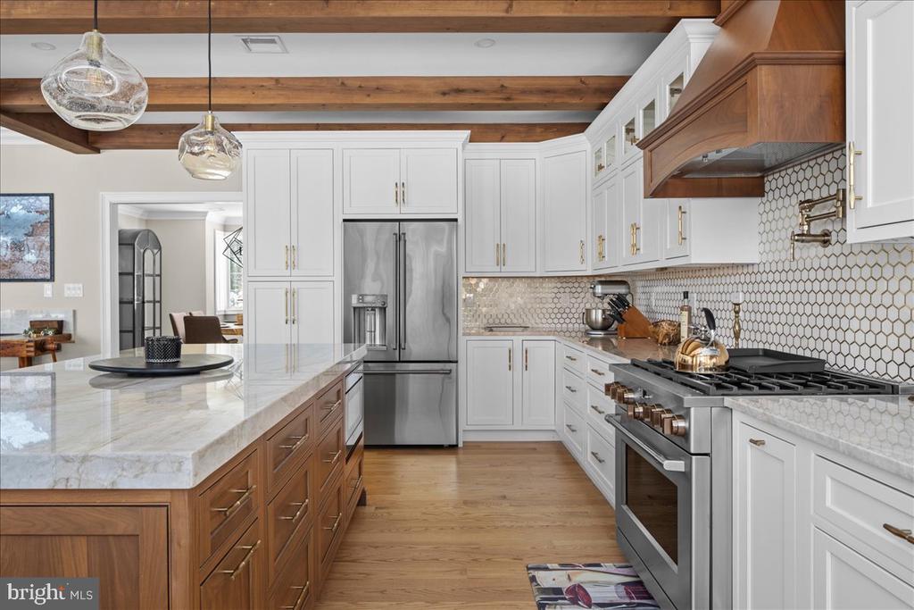 2 CEDAR LANE
