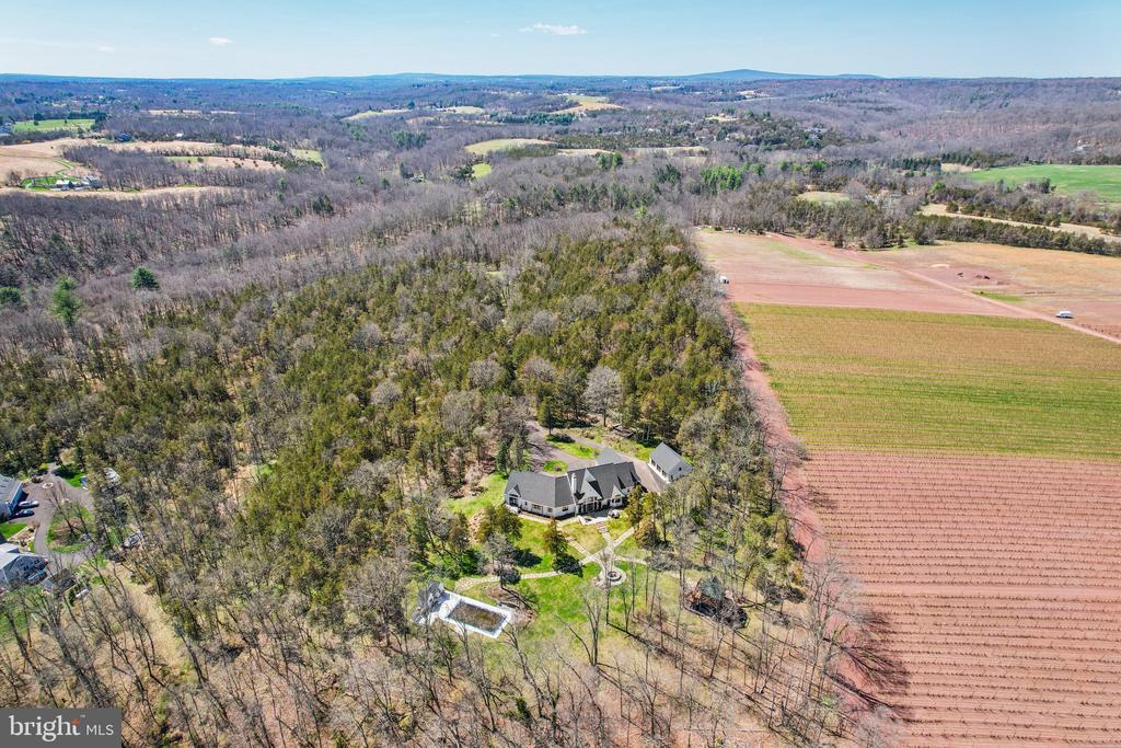 2 CEDAR LANE