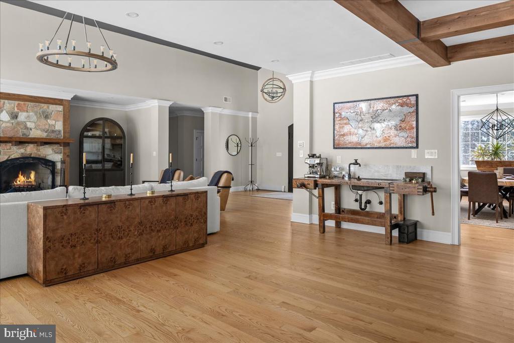 2 CEDAR LANE