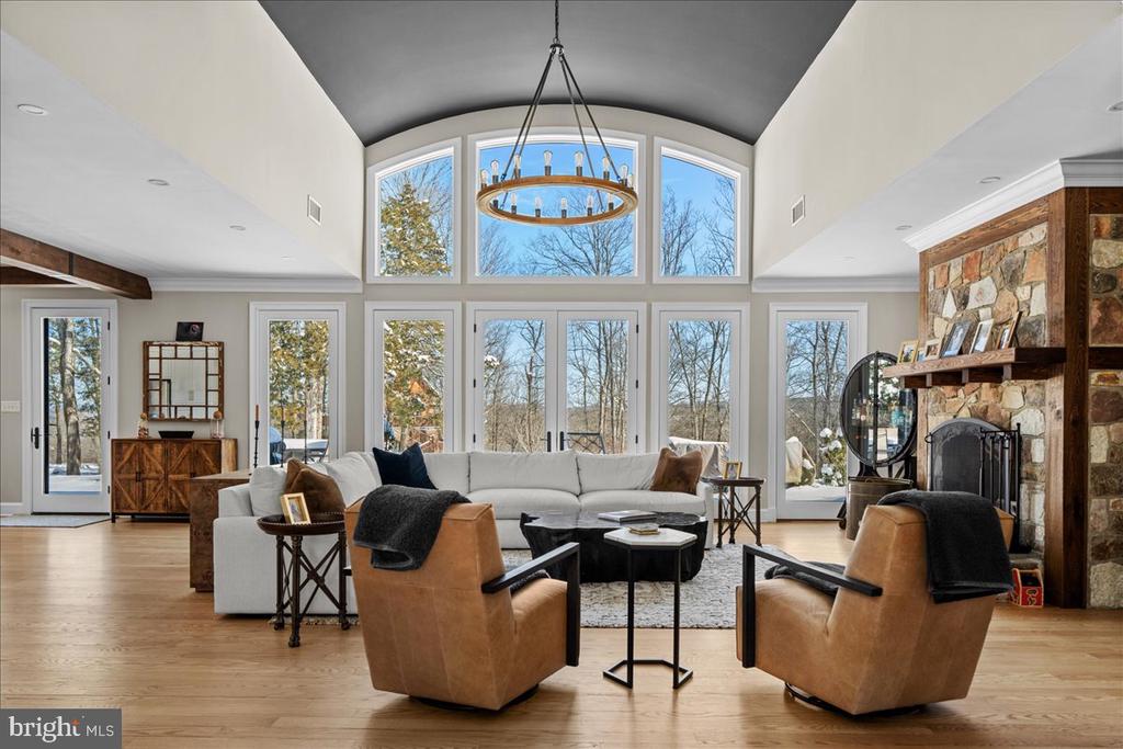 2 CEDAR LANE