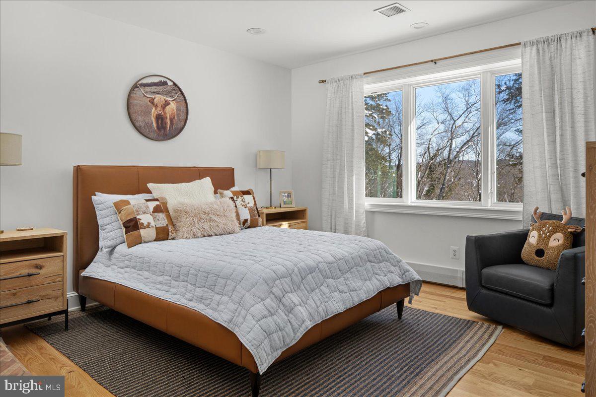 2 CEDAR LANE