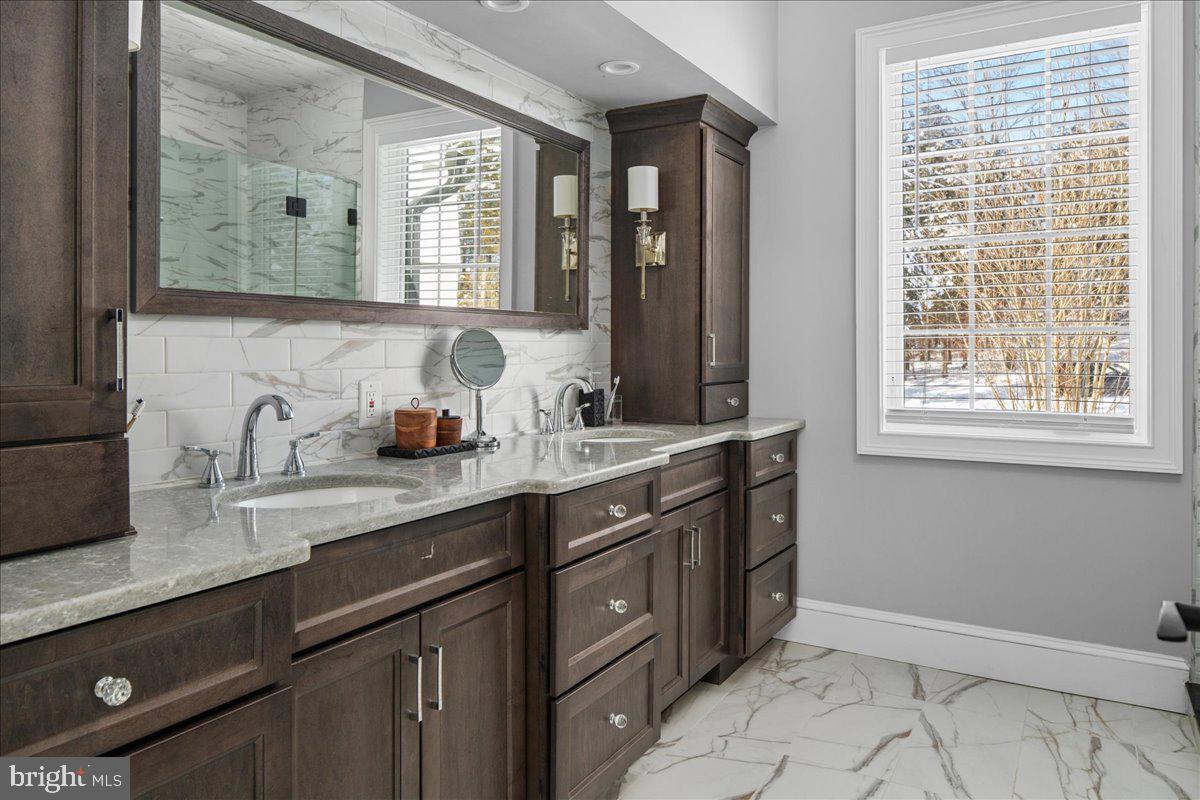 2 CEDAR LANE
