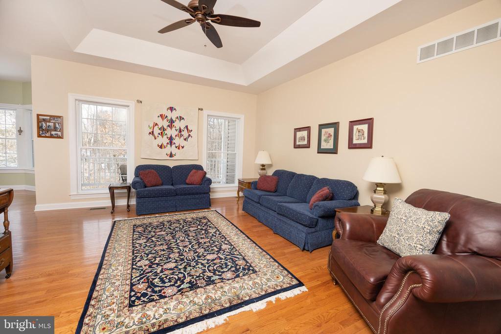 138 SILVERTAIL LANE