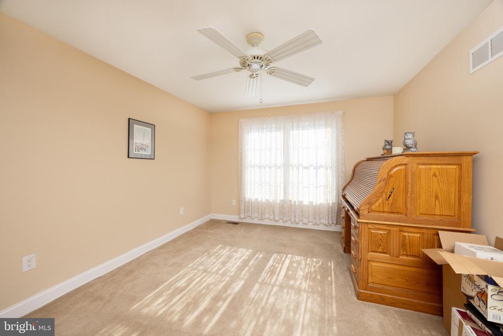 138 SILVERTAIL LANE