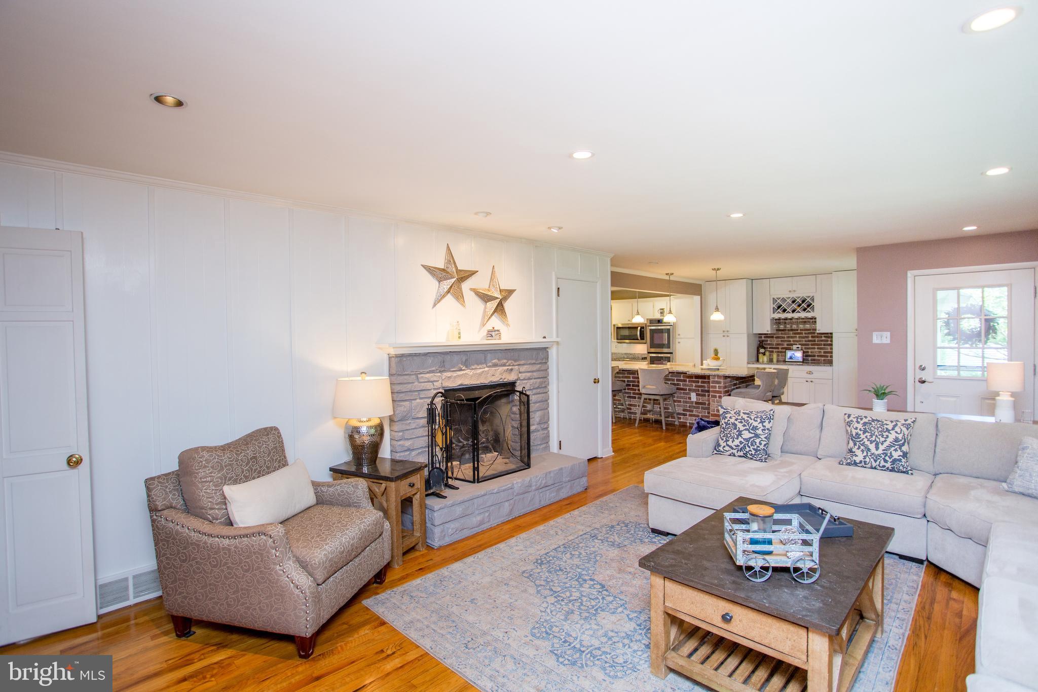 67 TOWNVIEW DRIVE