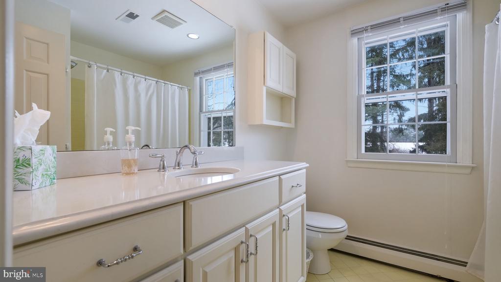 117 WINDOVER LANE