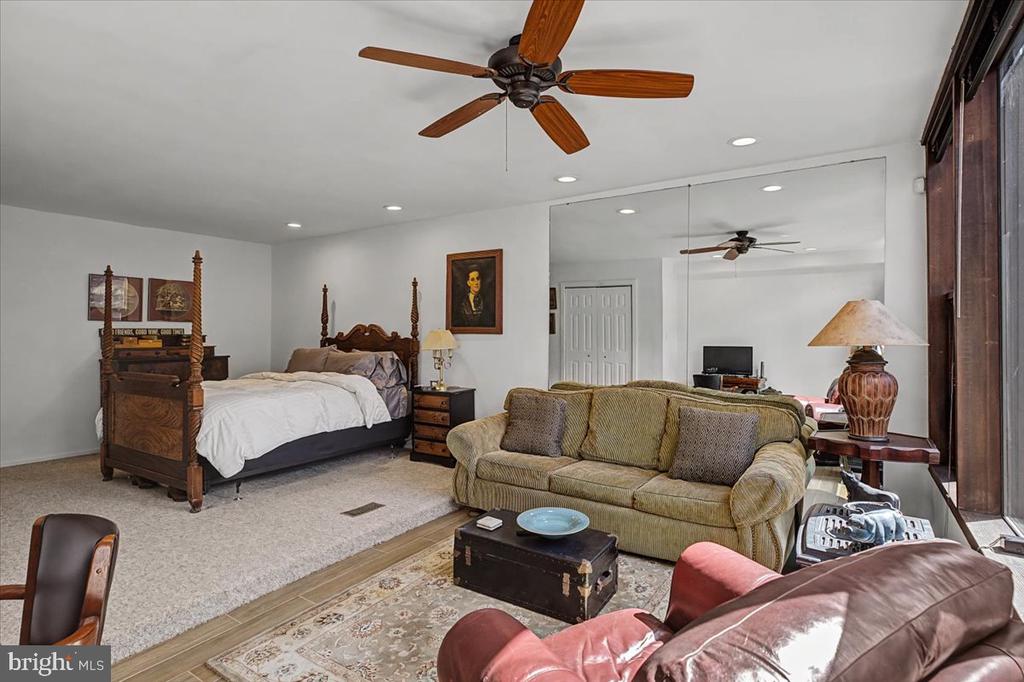 28 RIVERHILL WAY A