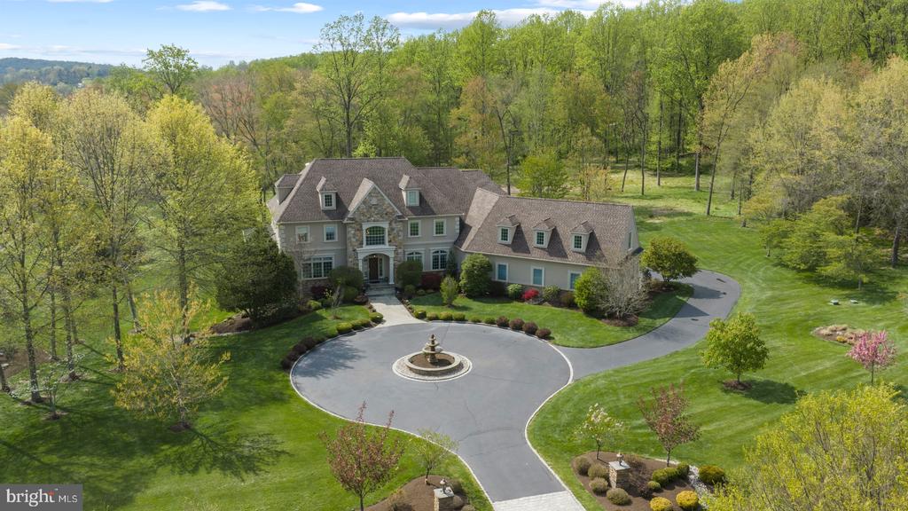 203 WECKS POND