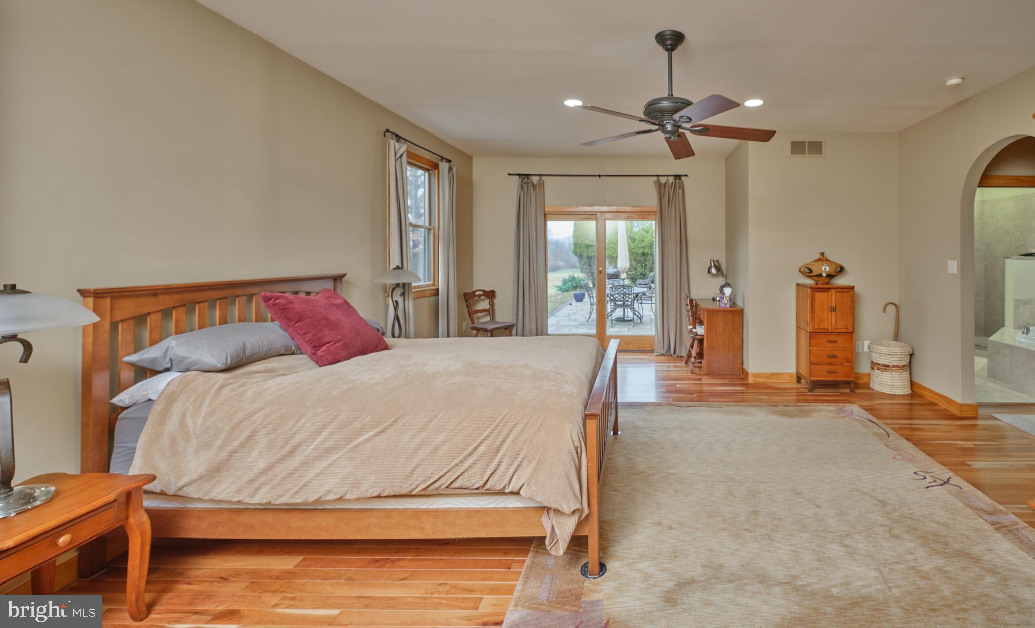 810 CALLOWHILL ROAD
