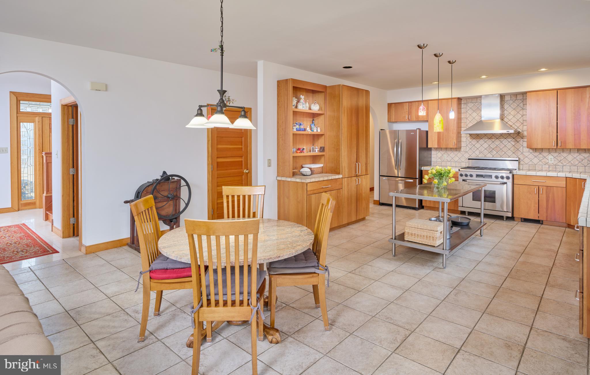 810 CALLOWHILL ROAD