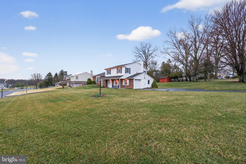667 LILY ROAD