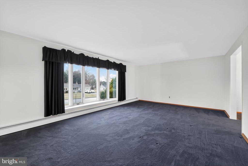 667 LILY ROAD