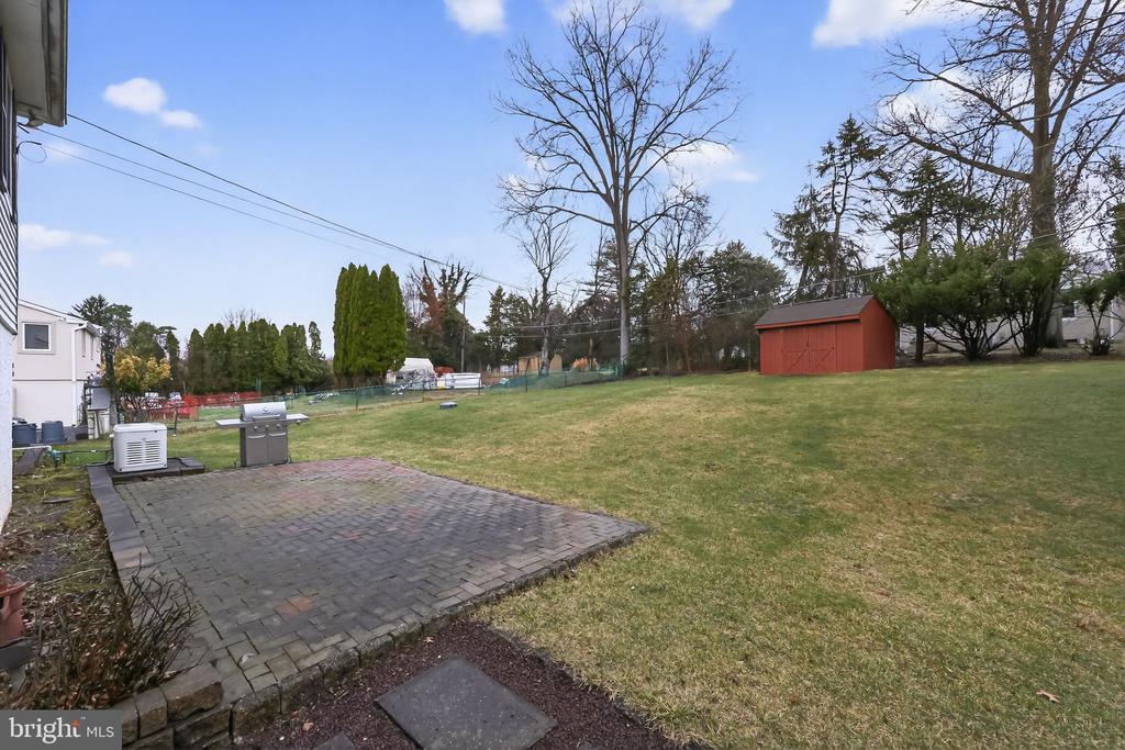 667 LILY ROAD