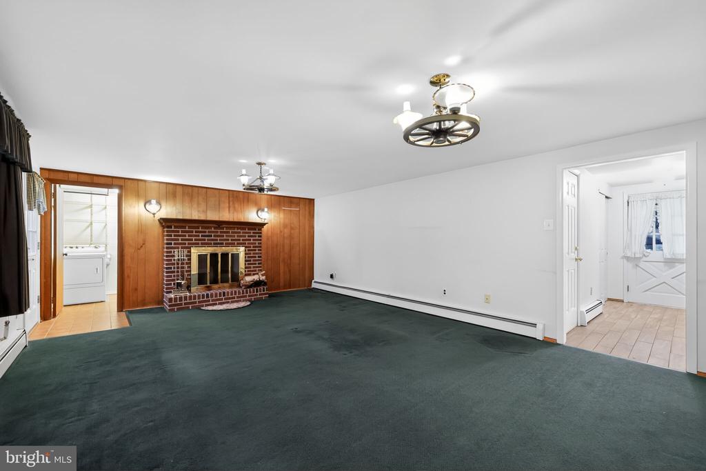 667 LILY ROAD
