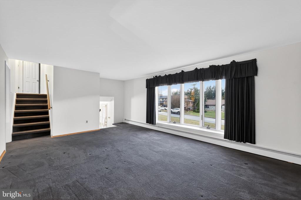 667 LILY ROAD