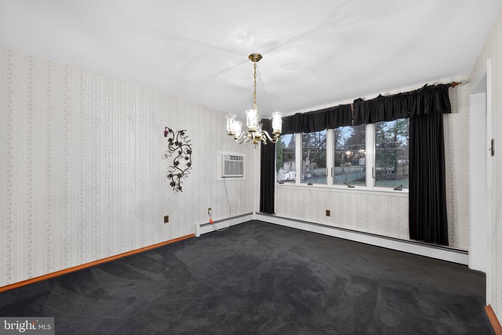 667 LILY ROAD