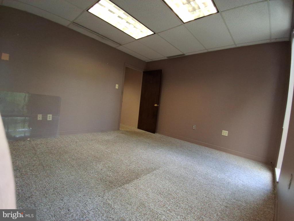 70 W OAKLAND AVENUE Unit: 312
