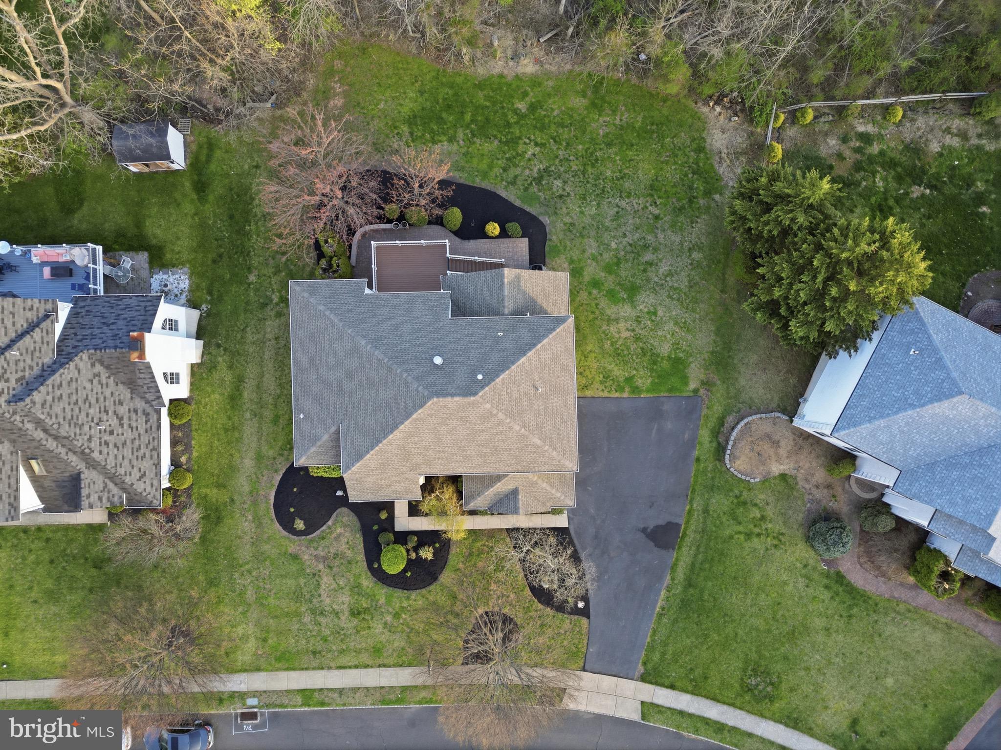 1035 HICKORY RIDGE DRIVE