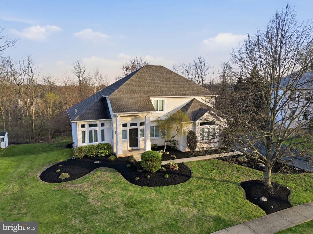 1035 HICKORY RIDGE DRIVE