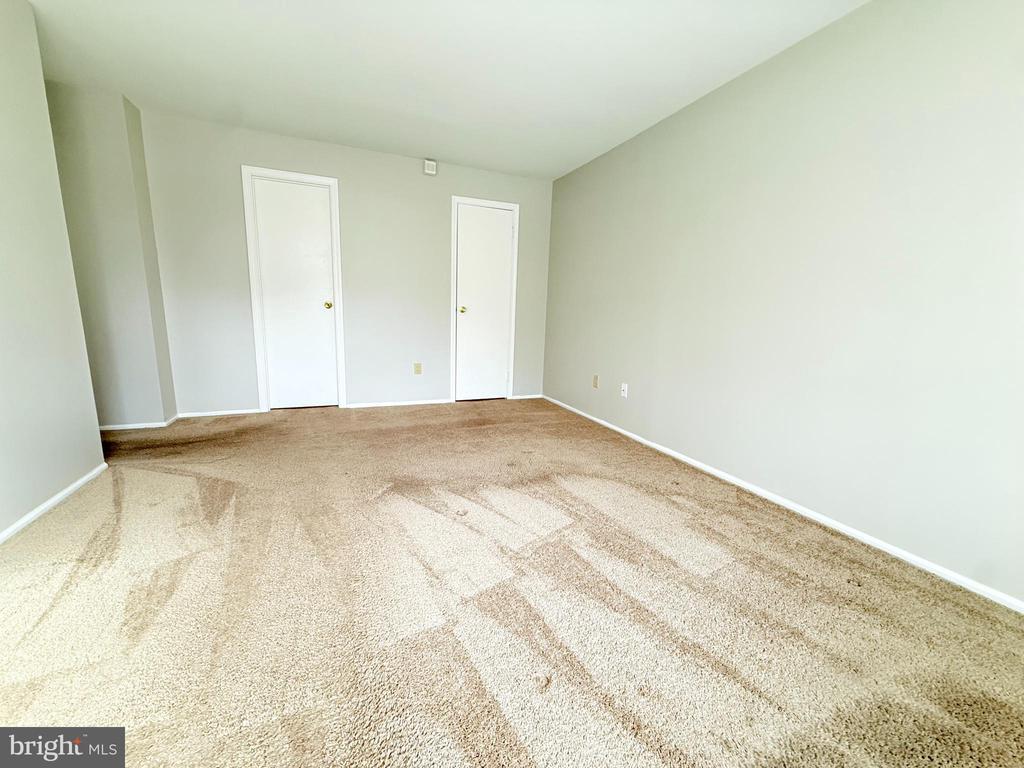1707 SOCIETY PLACE