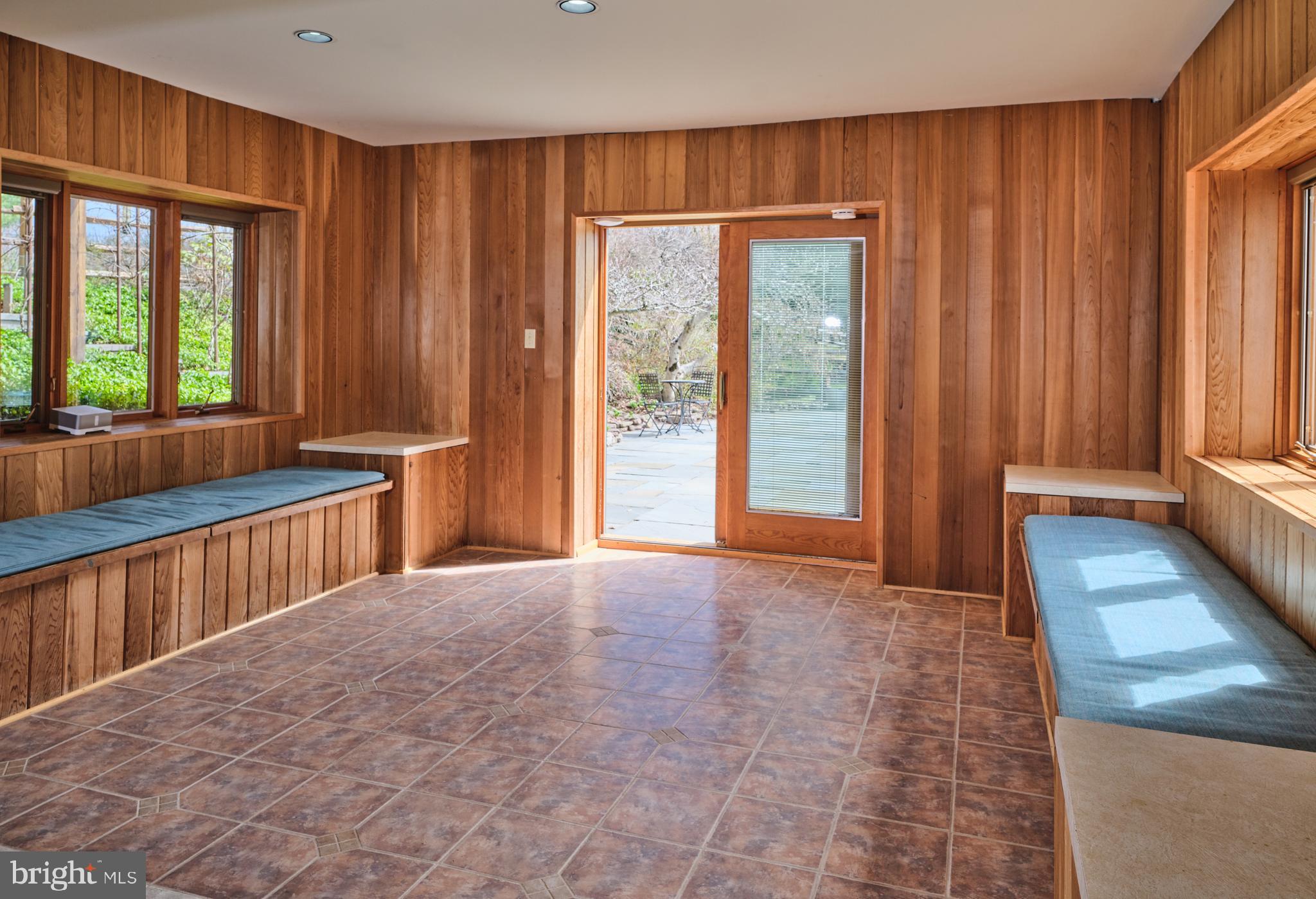 3054 COMFORT ROAD