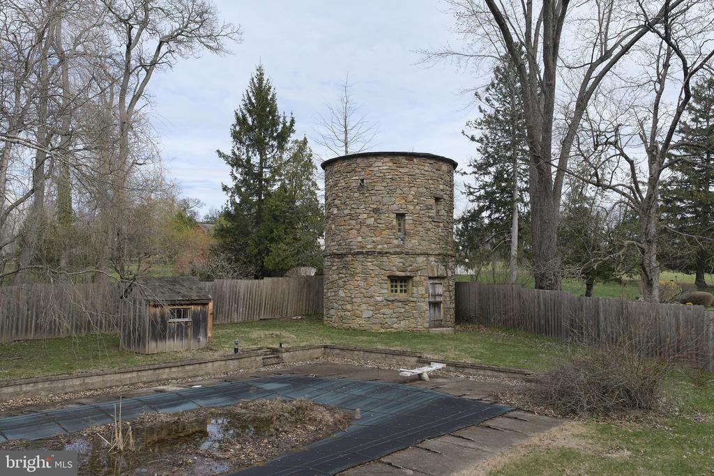 2519 ASH MILL ROAD