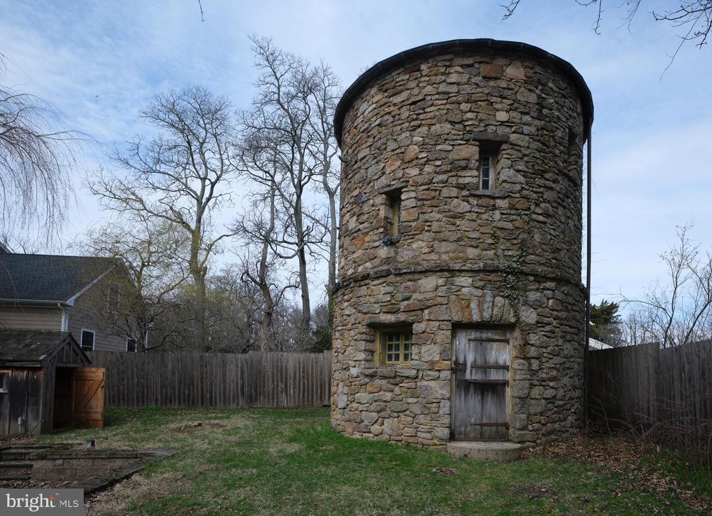 2519 ASH MILL ROAD