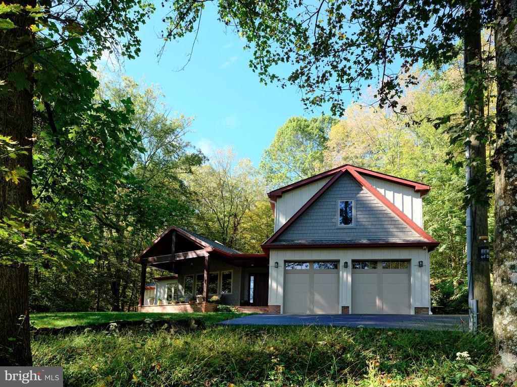 927 TAYLORSVILLE ROAD
