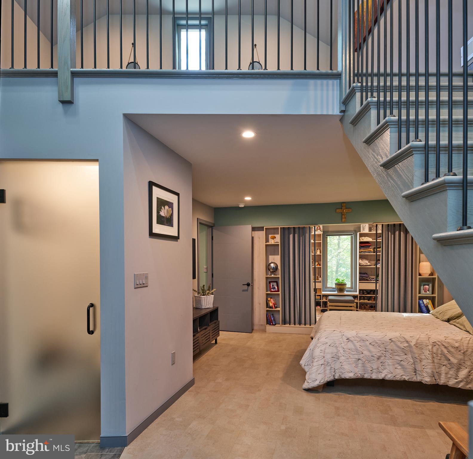 927 TAYLORSVILLE ROAD
