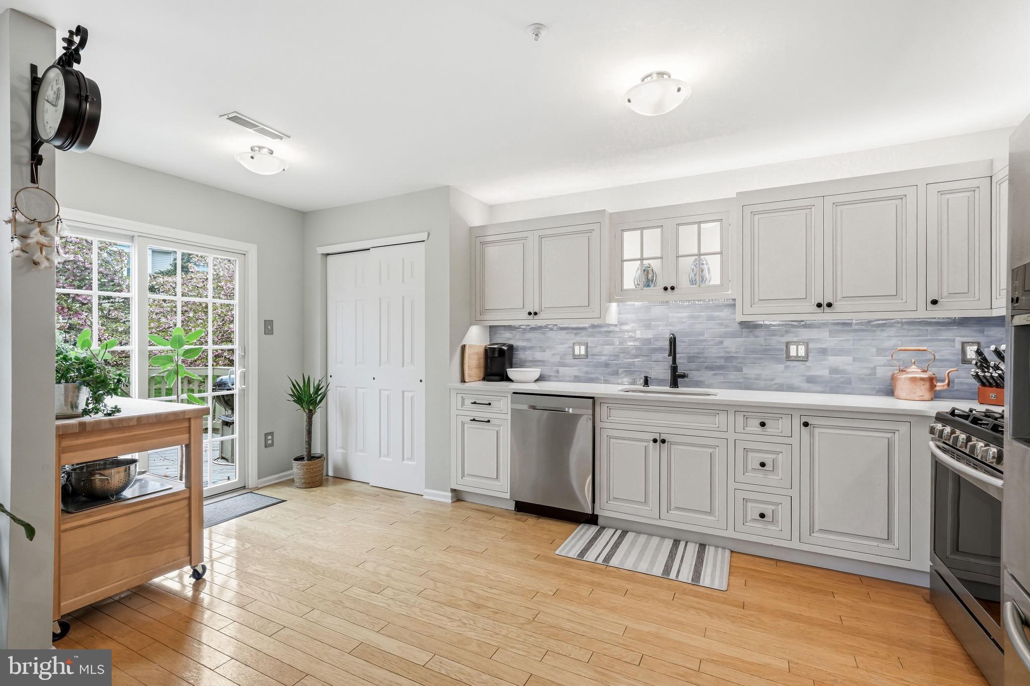 1503 SWEETBRIAR DRIVE