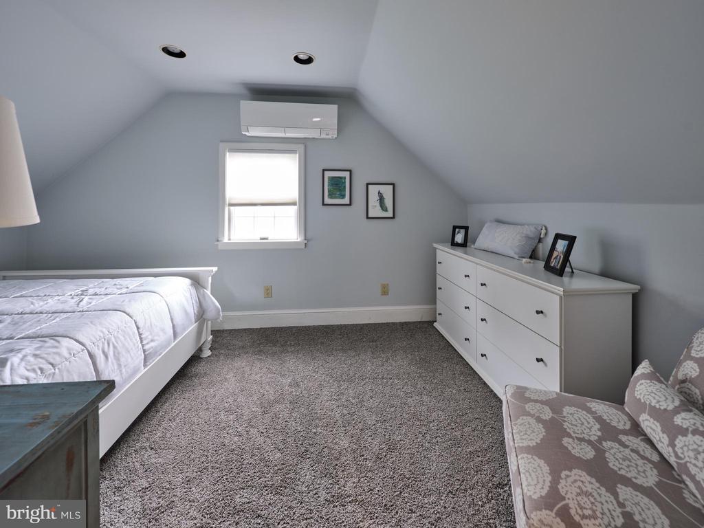 110 CLAY RIDGE ROAD