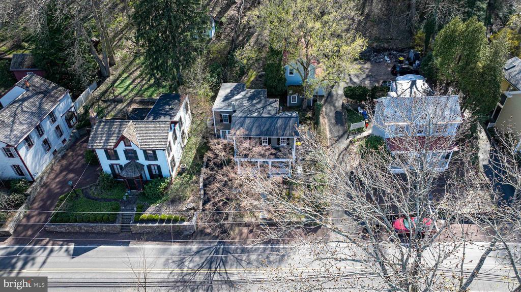 3673 RIVER ROAD