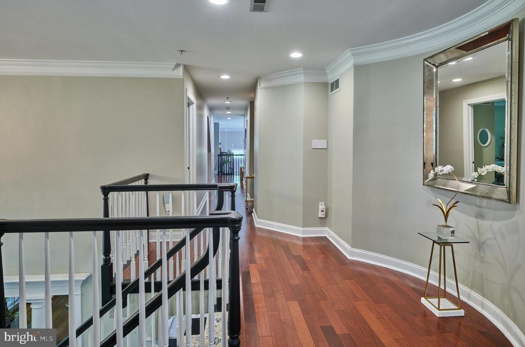 5765 VALLEY STREAM DRIVE