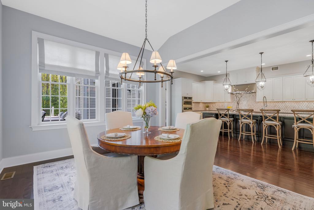 21 GOLDNEY DR