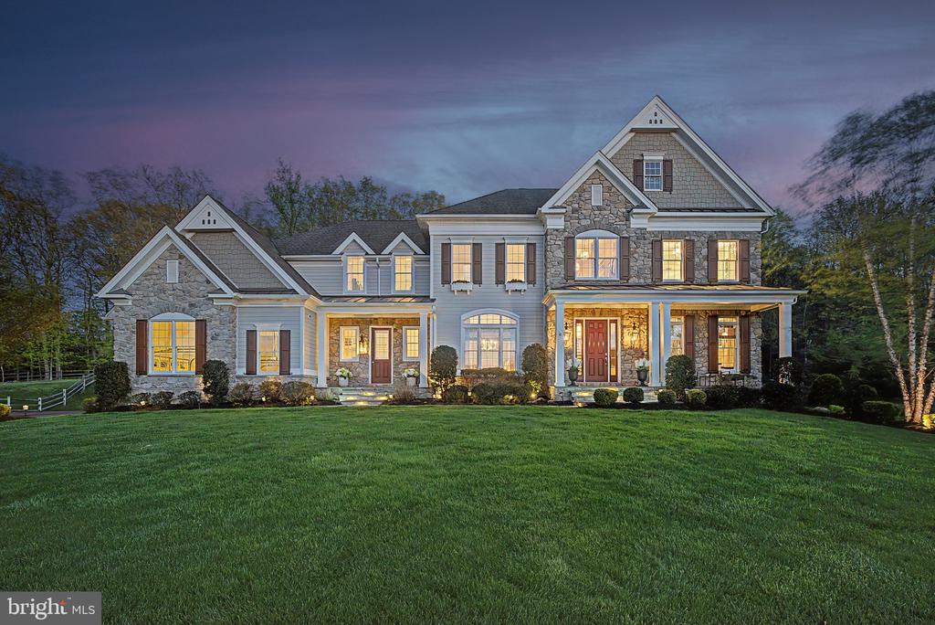 21 GOLDNEY DR