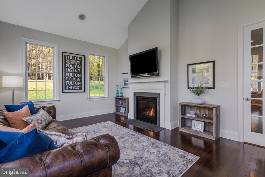 21 GOLDNEY DR