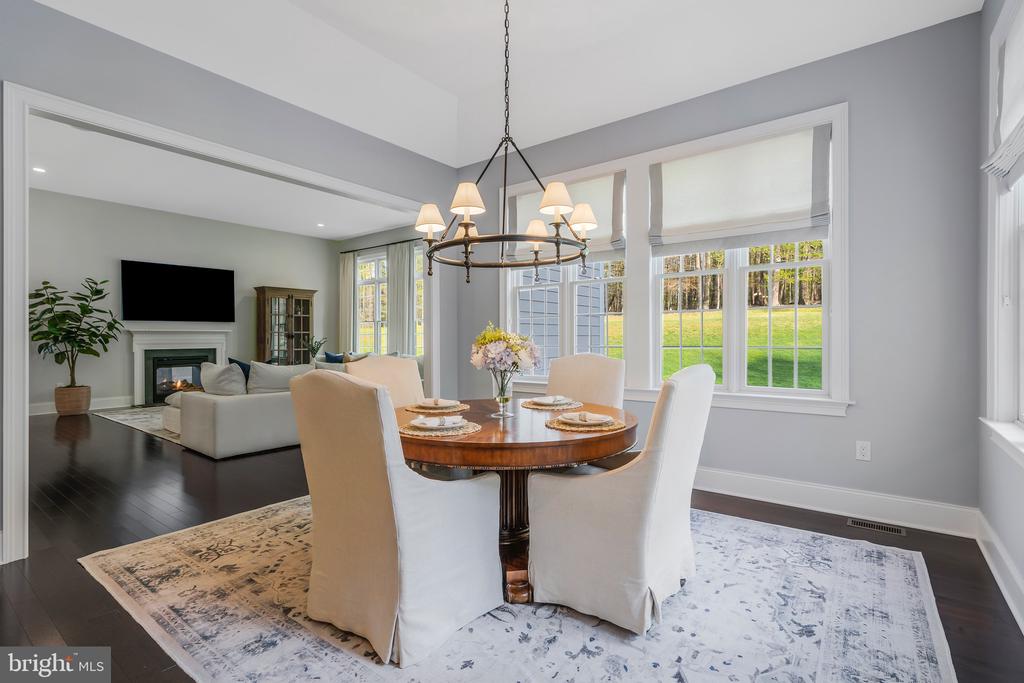 21 GOLDNEY DR