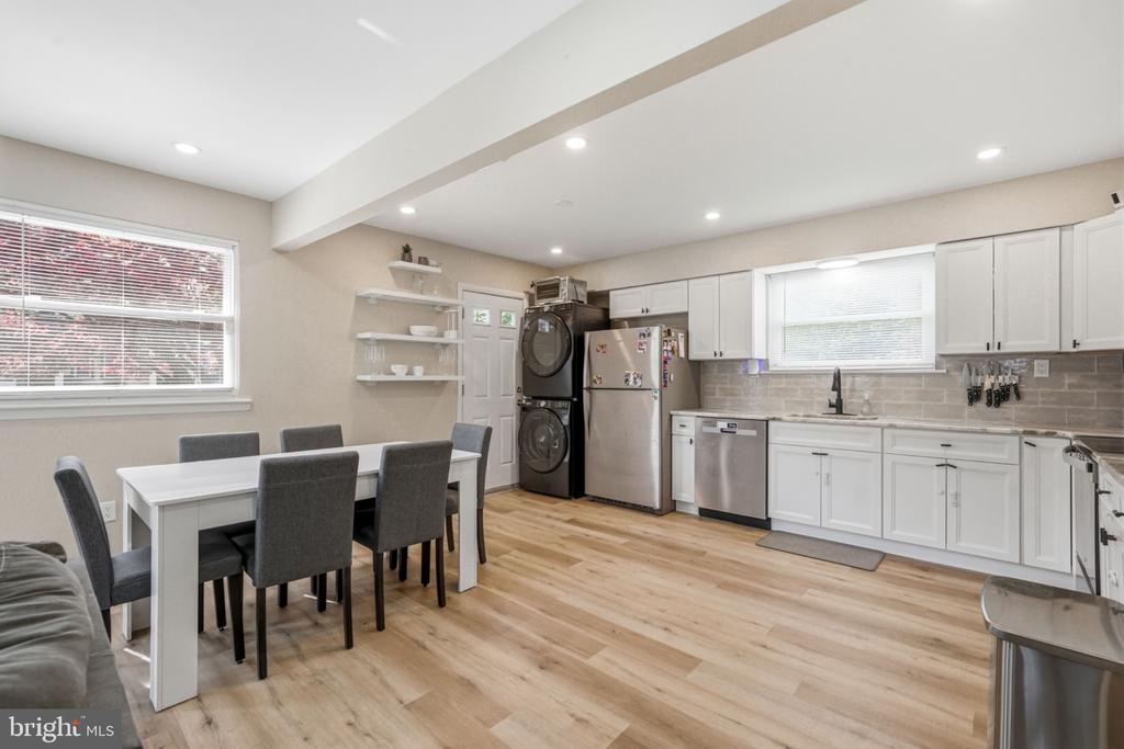 114 GRANDVIEW AVENUE