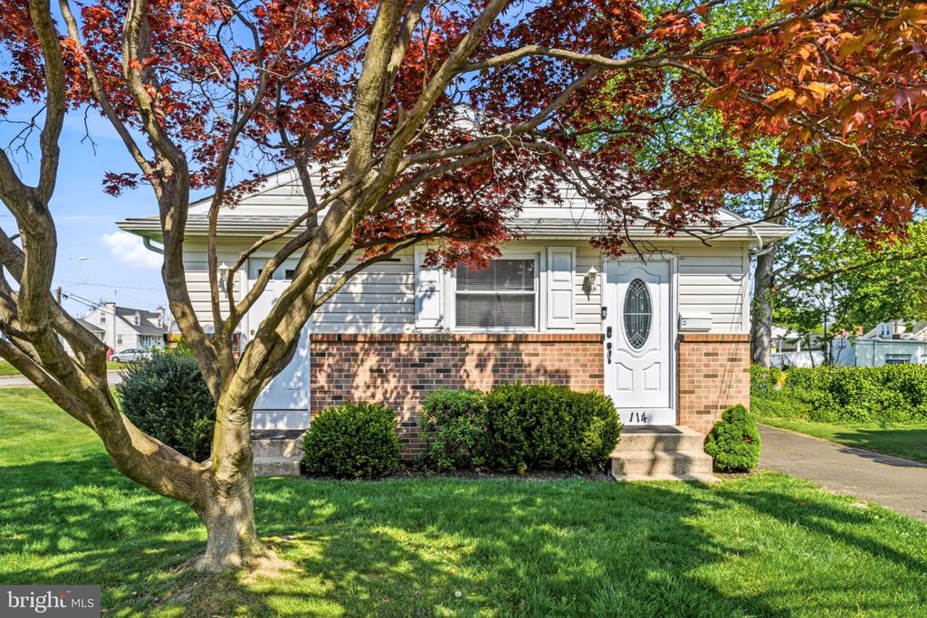 114 GRANDVIEW AVENUE
