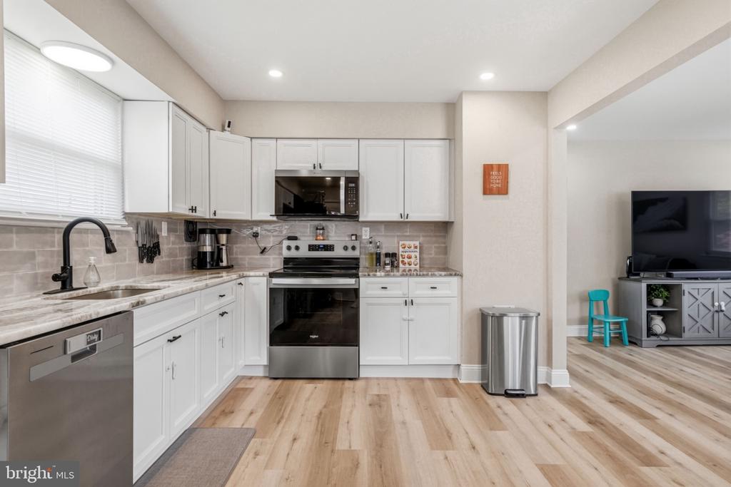 114 GRANDVIEW AVENUE