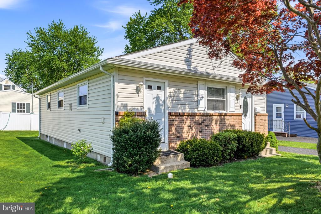 114 GRANDVIEW AVENUE