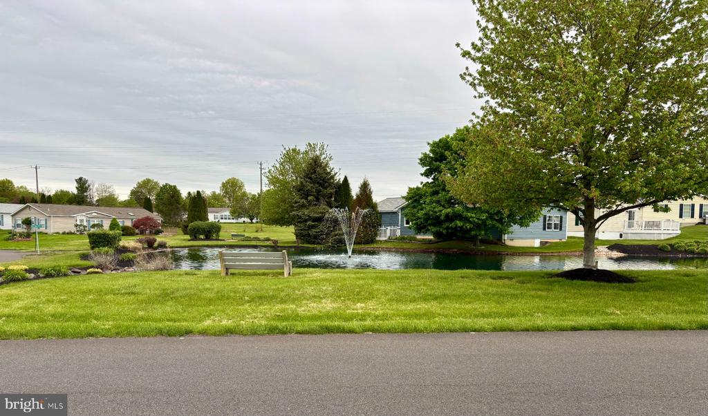 399 SPRING MEADOW CIRCLE CIRCLE