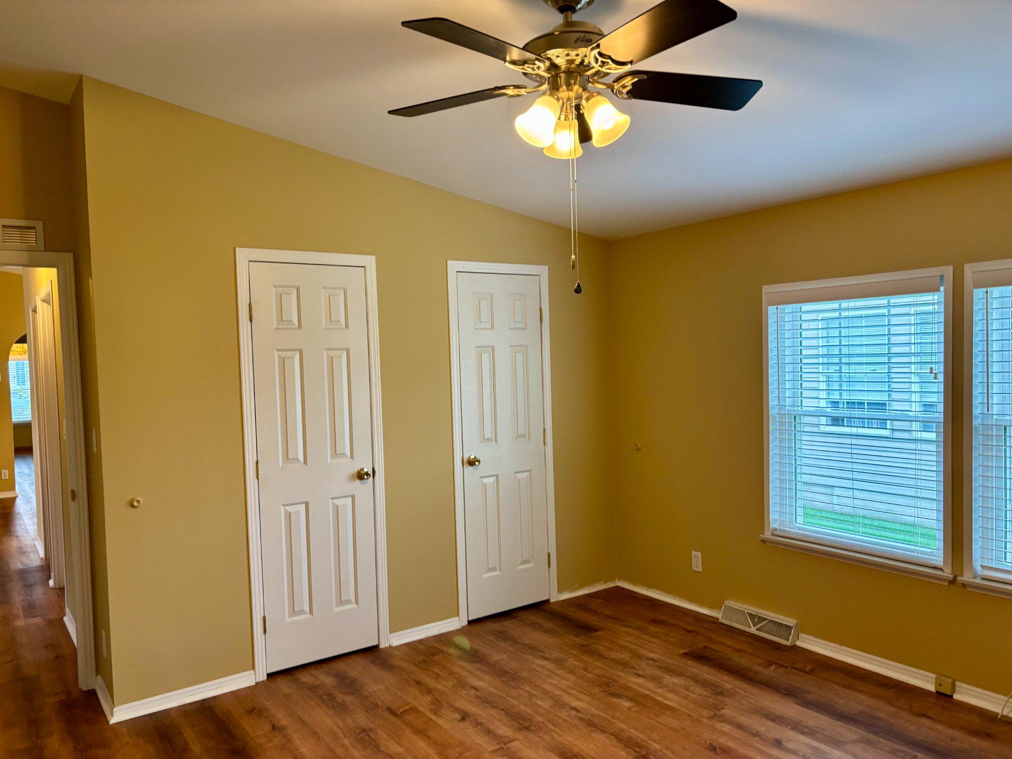 399 SPRING MEADOW CIRCLE CIRCLE