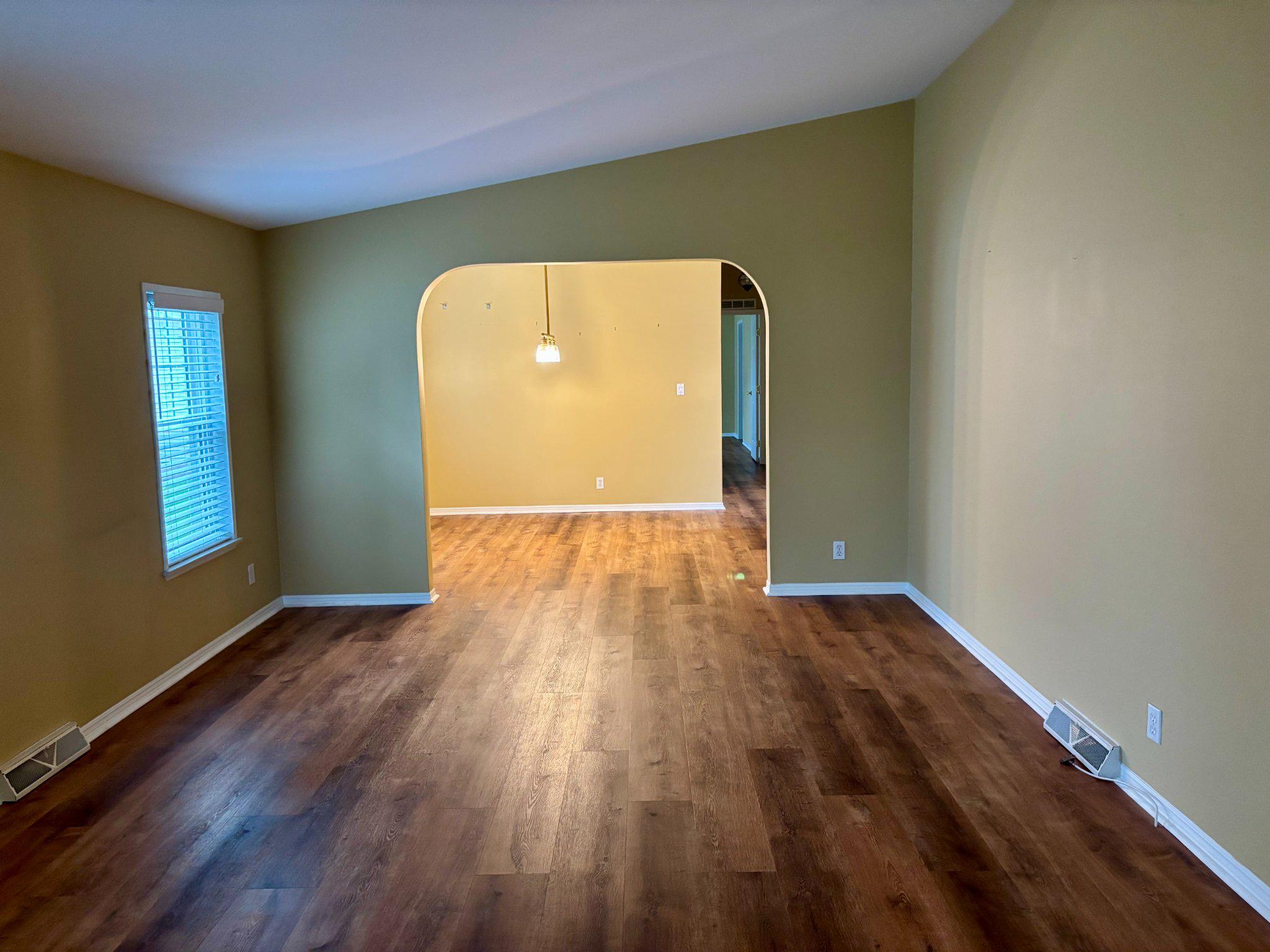 399 SPRING MEADOW CIRCLE CIRCLE