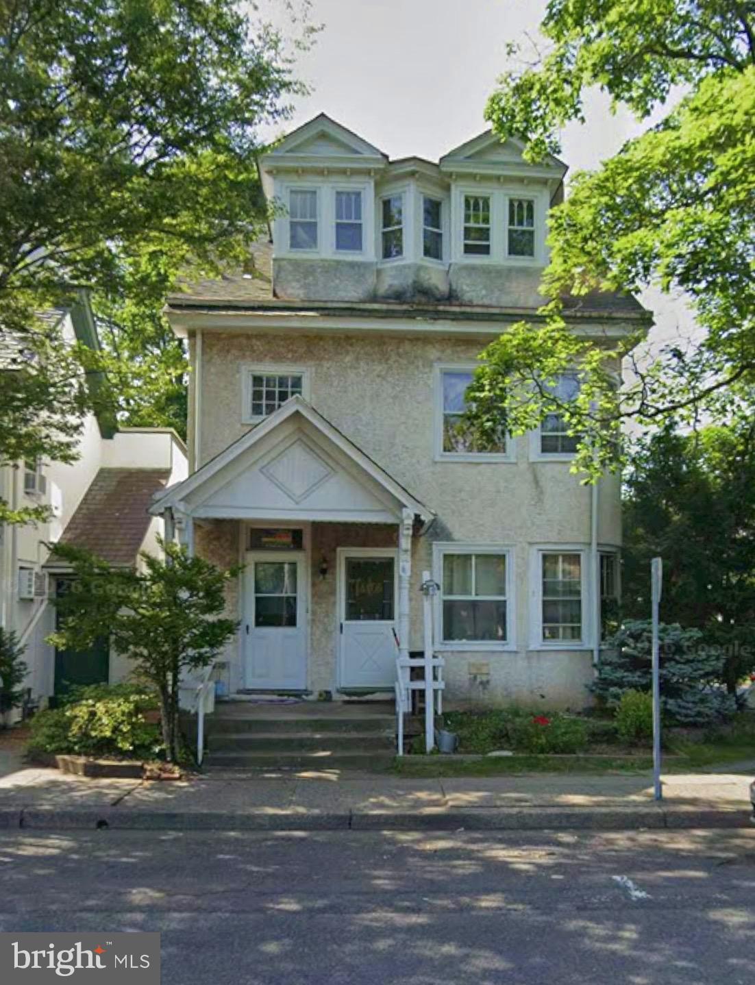158 W STATE STREET