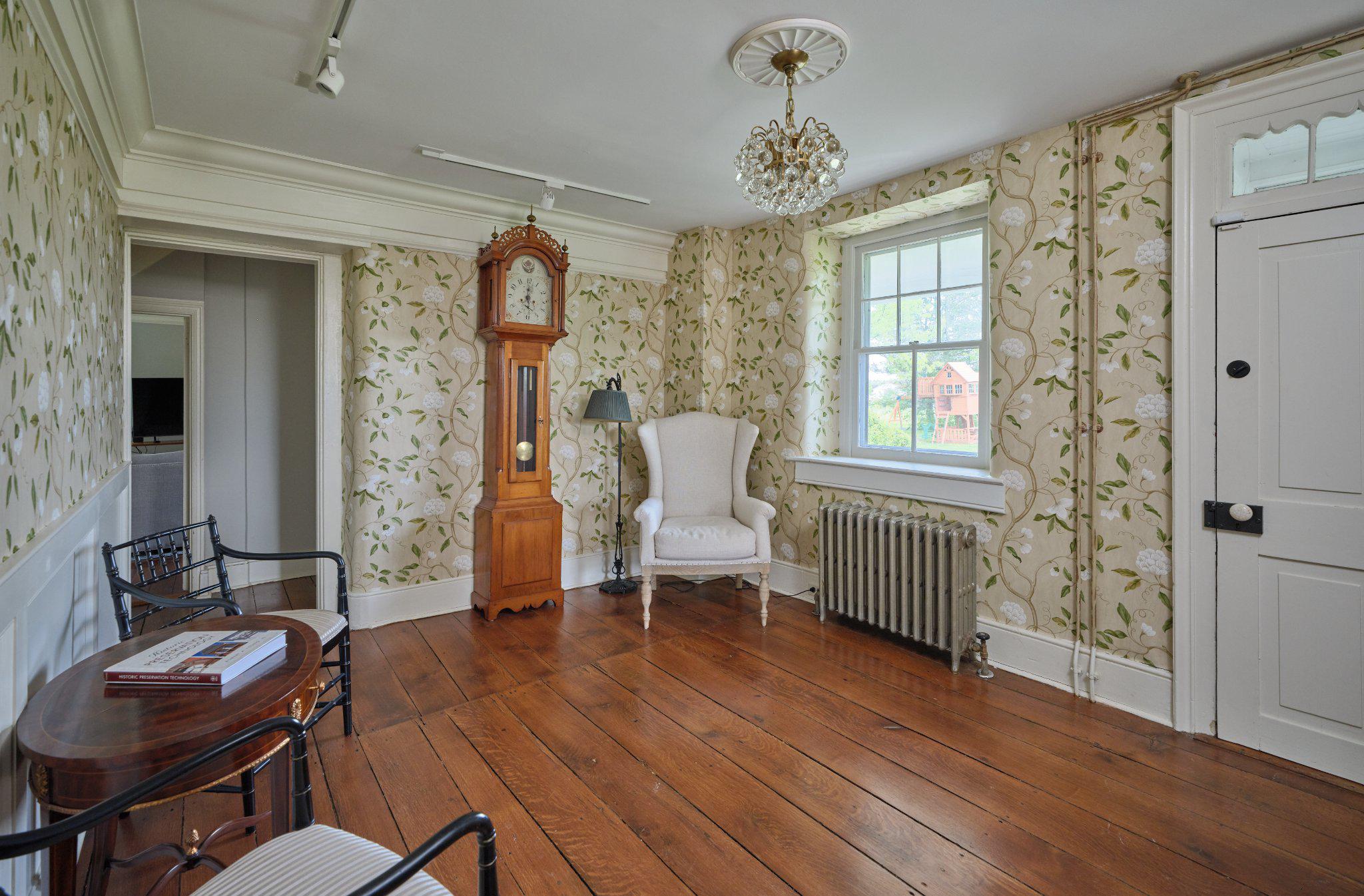 718 TELEGRAPH ROAD
