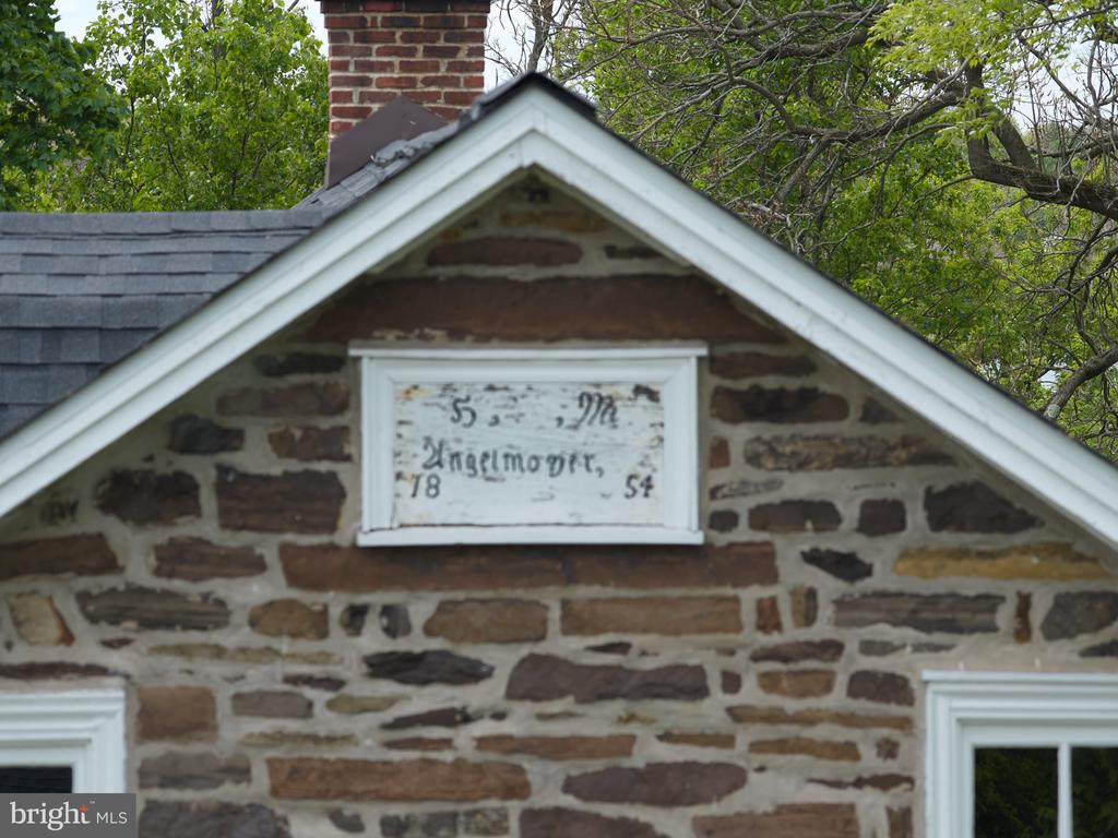 718 TELEGRAPH ROAD