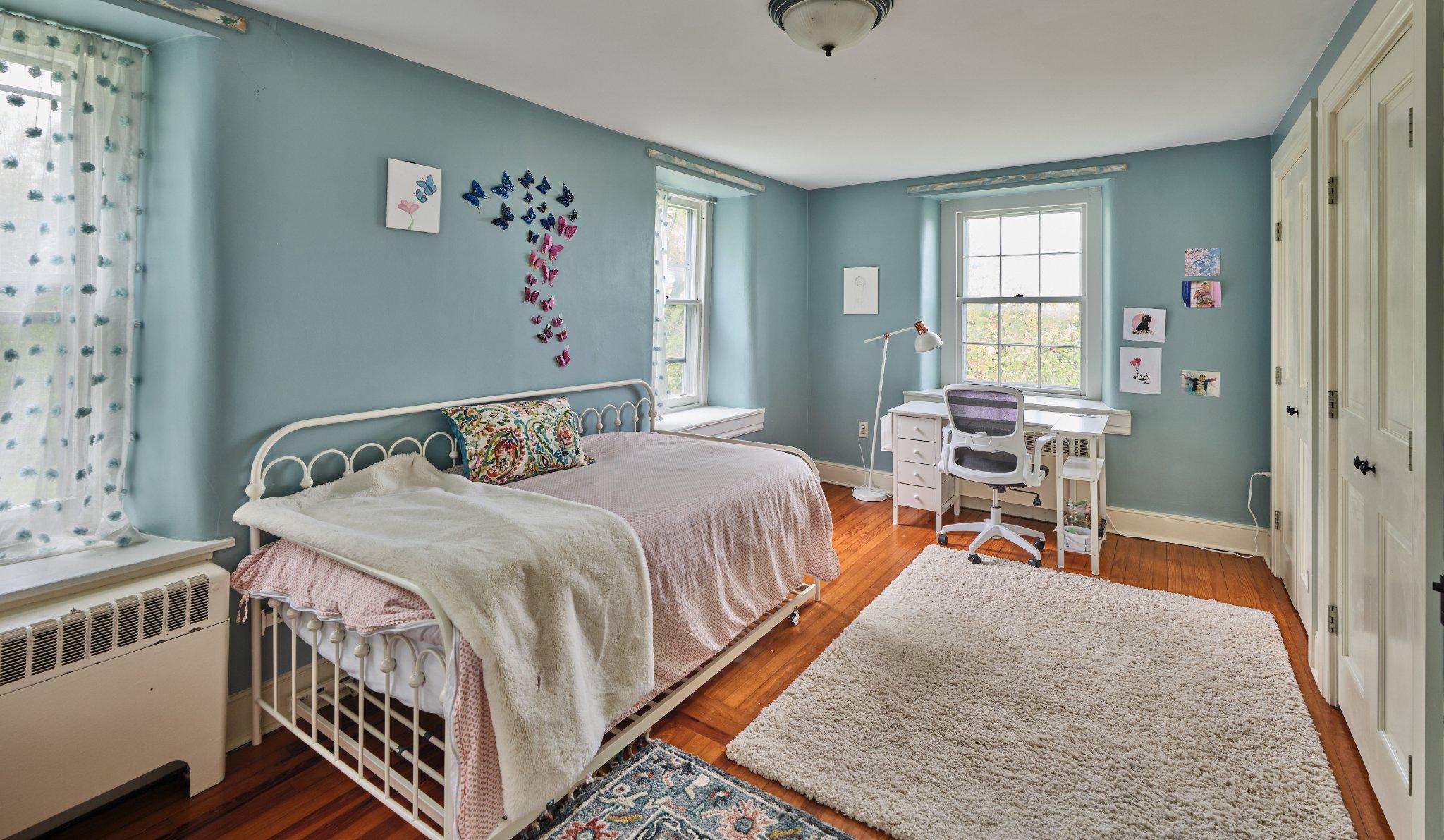 718 TELEGRAPH ROAD