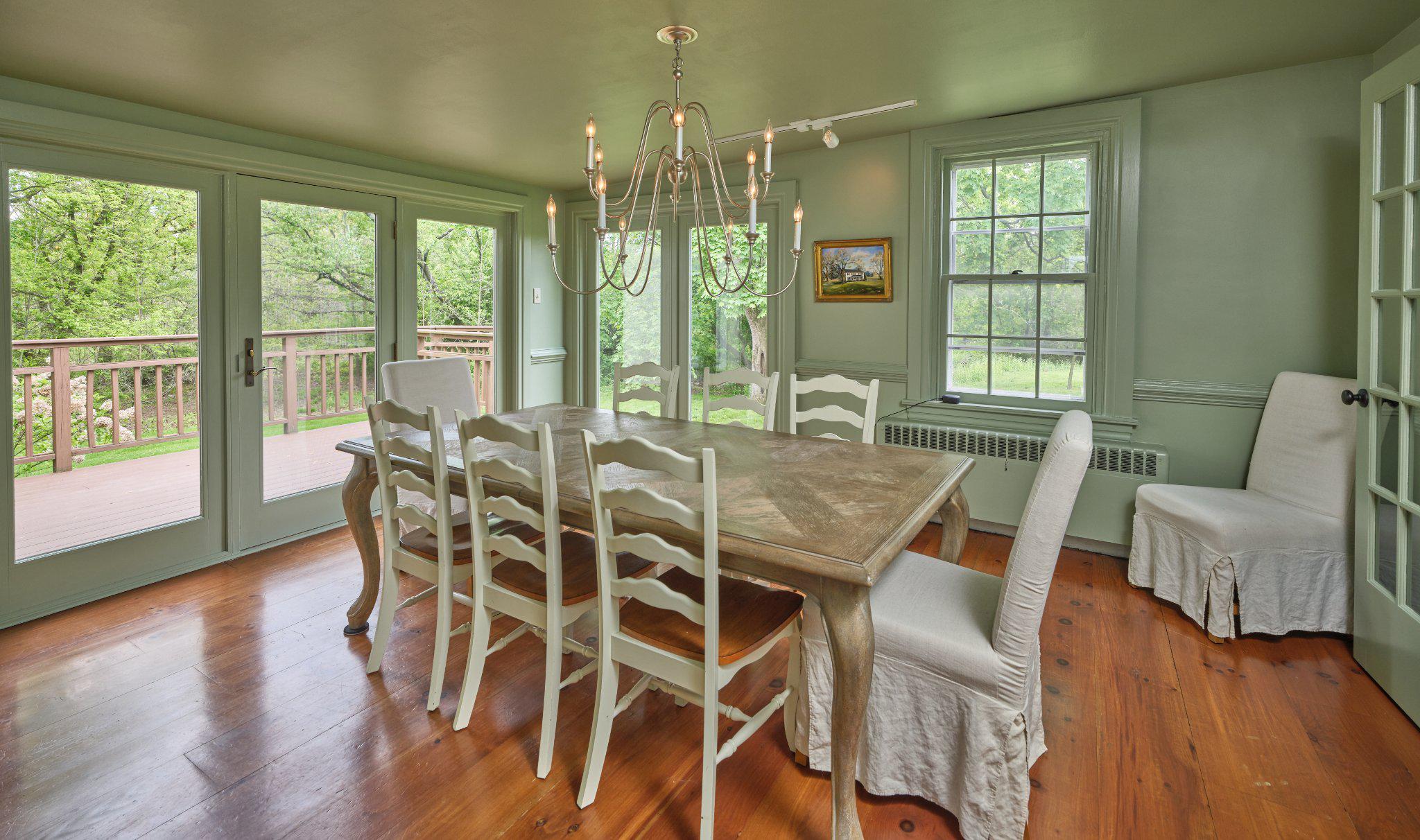 718 TELEGRAPH ROAD