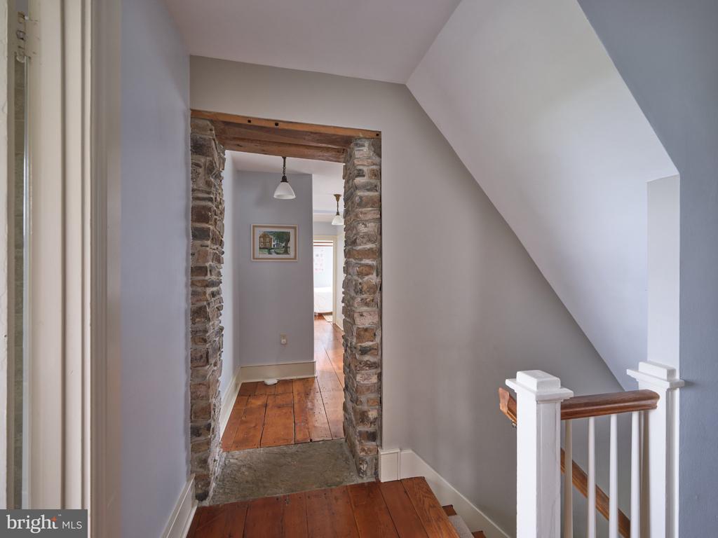 718 TELEGRAPH ROAD